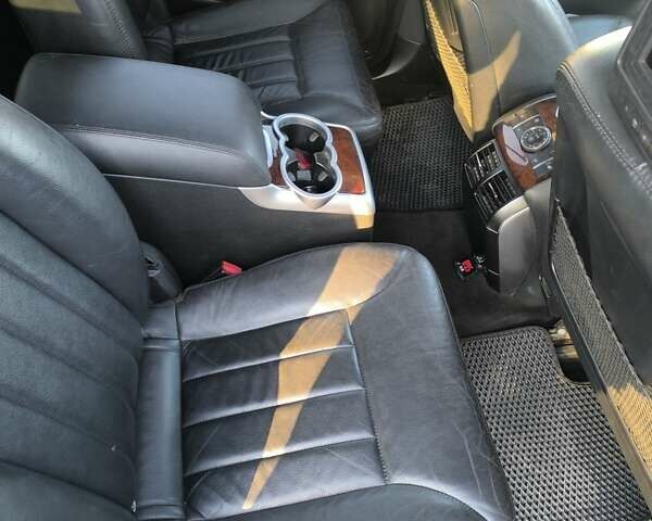 Чорний Мерседес Р-Клас, об'ємом двигуна 2.99 л та пробігом 237 тис. км за 8600 $, фото 12 на Automoto.ua