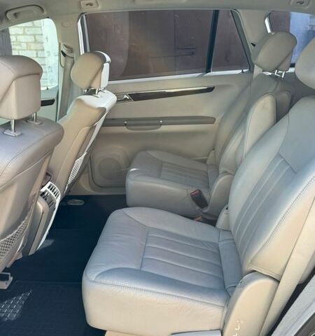 Черный Мерседес Р-Класс, объемом двигателя 3.5 л и пробегом 310 тыс. км за 10750 $, фото 14 на Automoto.ua