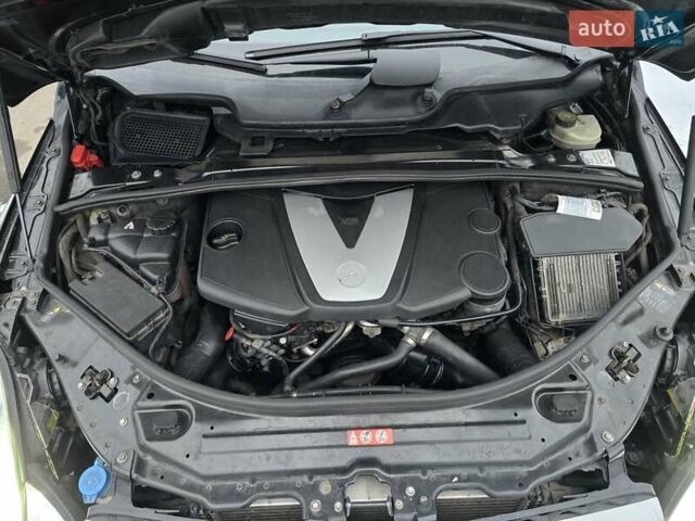 Черный Мерседес Р-Класс, объемом двигателя 3 л и пробегом 205 тыс. км за 7900 $, фото 46 на Automoto.ua