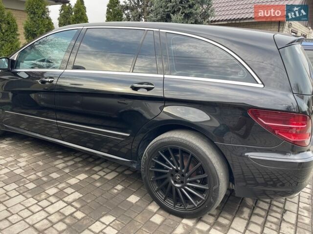 Чорний Мерседес Р-Клас, об'ємом двигуна 2.99 л та пробігом 345 тис. км за 10700 $, фото 3 на Automoto.ua