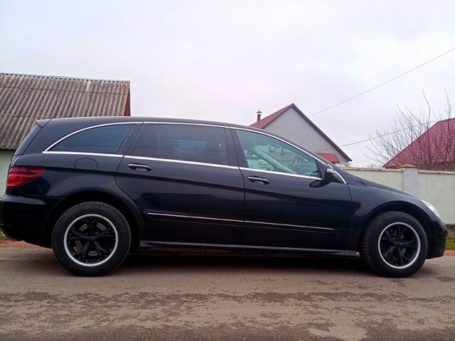 Чорний Мерседес Р-Клас, об'ємом двигуна 3 л та пробігом 350 тис. км за 8000 $, фото 6 на Automoto.ua
