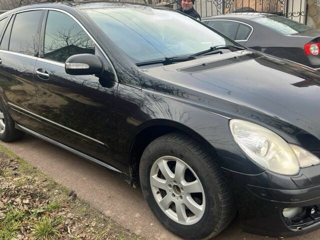 Черный Мерседес Р-Класс, объемом двигателя 3 л и пробегом 360 тыс. км за 4400 $, фото 4 на Automoto.ua