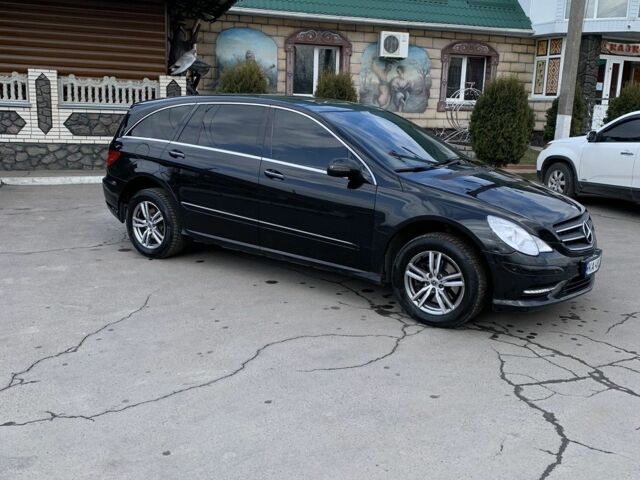 Черный Мерседес Р-Класс, объемом двигателя 5 л и пробегом 310 тыс. км за 7900 $, фото 4 на Automoto.ua