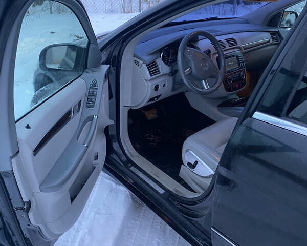 Черный Мерседес Р-Класс, объемом двигателя 3.5 л и пробегом 309 тыс. км за 5500 $, фото 7 на Automoto.ua