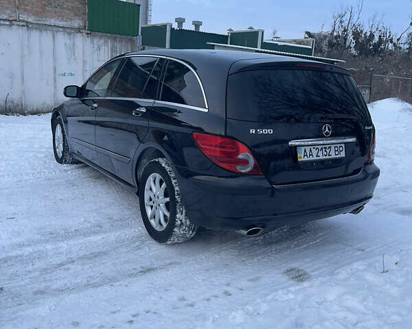 Черный Мерседес Р-Класс, объемом двигателя 5 л и пробегом 95 тыс. км за 11500 $, фото 5 на Automoto.ua