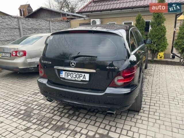 Чорний Мерседес Р-Клас, об'ємом двигуна 2.99 л та пробігом 345 тис. км за 10700 $, фото 1 на Automoto.ua
