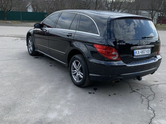 Черный Мерседес Р-Класс, объемом двигателя 5 л и пробегом 310 тыс. км за 7900 $, фото 5 на Automoto.ua