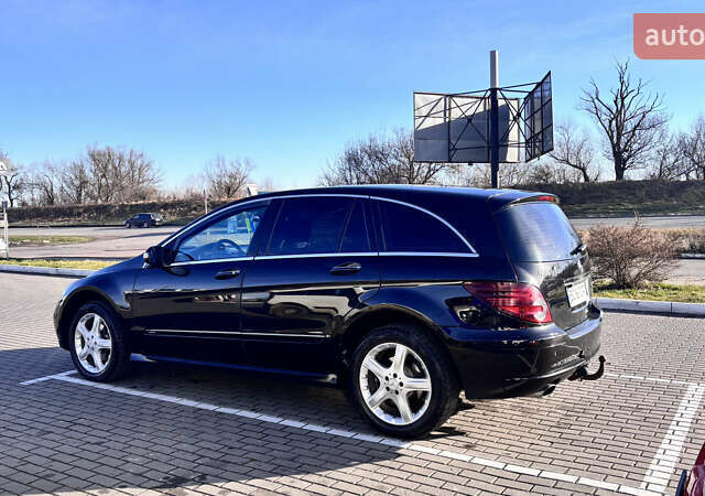 Черный Мерседес Р-Класс, объемом двигателя 3 л и пробегом 227 тыс. км за 9200 $, фото 5 на Automoto.ua