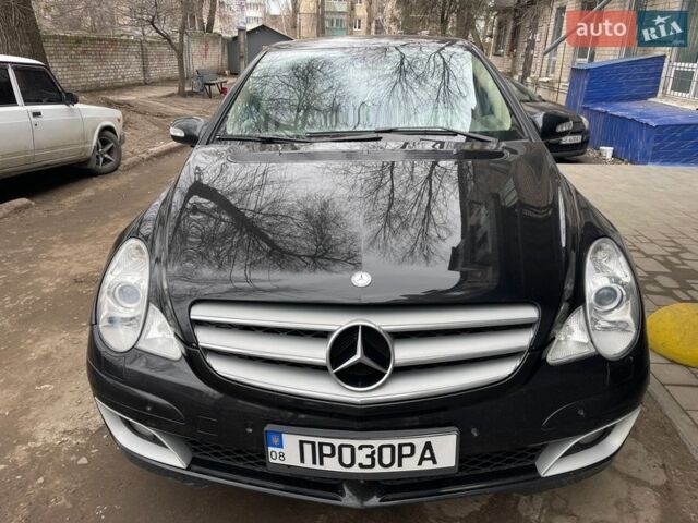 Чорний Мерседес Р-Клас, об'ємом двигуна 2.99 л та пробігом 345 тис. км за 10700 $, фото 7 на Automoto.ua