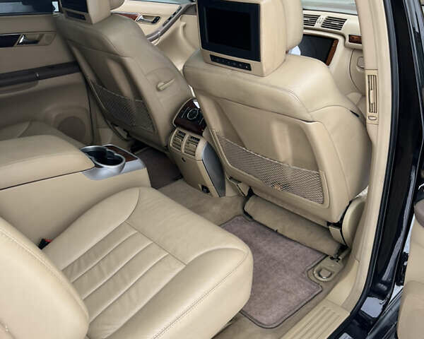 Черный Мерседес Р-Класс, объемом двигателя 3.5 л и пробегом 300 тыс. км за 7500 $, фото 13 на Automoto.ua