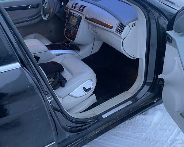 Черный Мерседес Р-Класс, объемом двигателя 3.5 л и пробегом 309 тыс. км за 5500 $, фото 5 на Automoto.ua