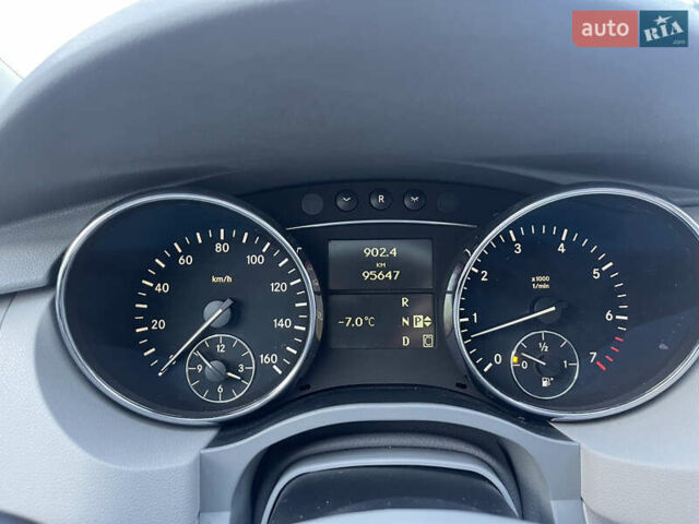 Черный Мерседес Р-Класс, объемом двигателя 5 л и пробегом 95 тыс. км за 11500 $, фото 8 на Automoto.ua