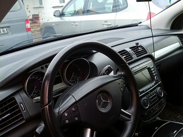 Чорний Мерседес Р-Клас, об'ємом двигуна 3 л та пробігом 350 тис. км за 8000 $, фото 10 на Automoto.ua