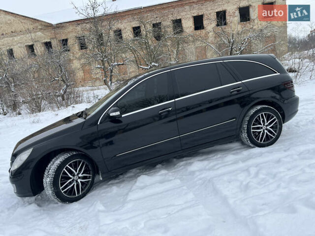 Черный Мерседес Р-Класс, объемом двигателя 3.5 л и пробегом 300 тыс. км за 7500 $, фото 2 на Automoto.ua