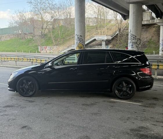 Черный Мерседес Р-Класс, объемом двигателя 3 л и пробегом 330 тыс. км за 9000 $, фото 4 на Automoto.ua