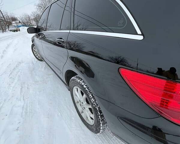 Черный Мерседес Р-Класс, объемом двигателя 3 л и пробегом 127 тыс. км за 11000 $, фото 2 на Automoto.ua