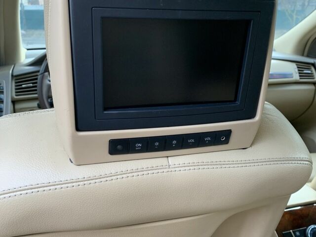 Черный Мерседес Р-Класс, объемом двигателя 5 л и пробегом 310 тыс. км за 7900 $, фото 12 на Automoto.ua