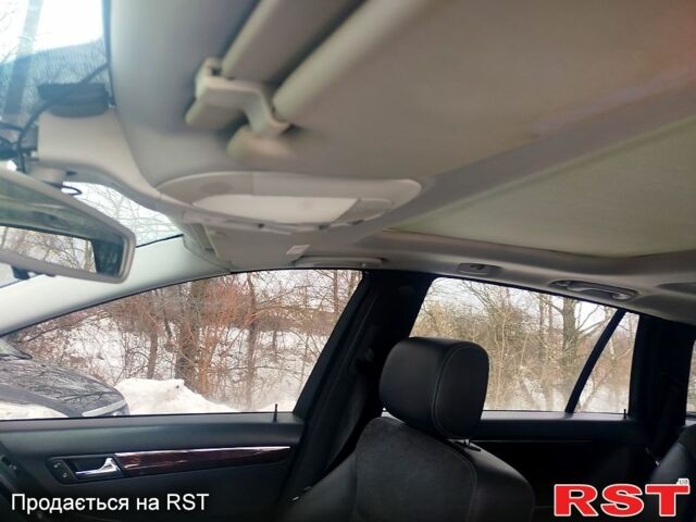 Черный Мерседес Р-Класс, объемом двигателя 3.5 л и пробегом 25000 тыс. км за 12000 $, фото 7 на Automoto.ua