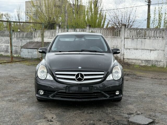 Черный Мерседес Р-Класс, объемом двигателя 3 л и пробегом 265 тыс. км за 3699 $, фото 1 на Automoto.ua