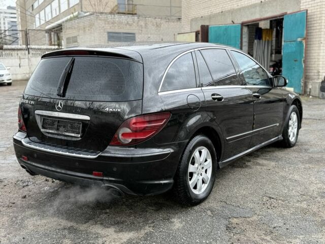 Черный Мерседес Р-Класс, объемом двигателя 3 л и пробегом 265 тыс. км за 3699 $, фото 3 на Automoto.ua
