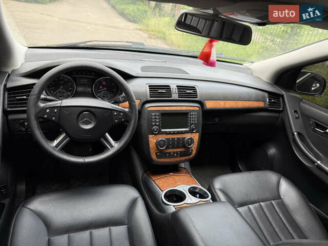 Черный Мерседес Р-Класс, объемом двигателя 3.5 л и пробегом 180 тыс. км за 7000 $, фото 5 на Automoto.ua
