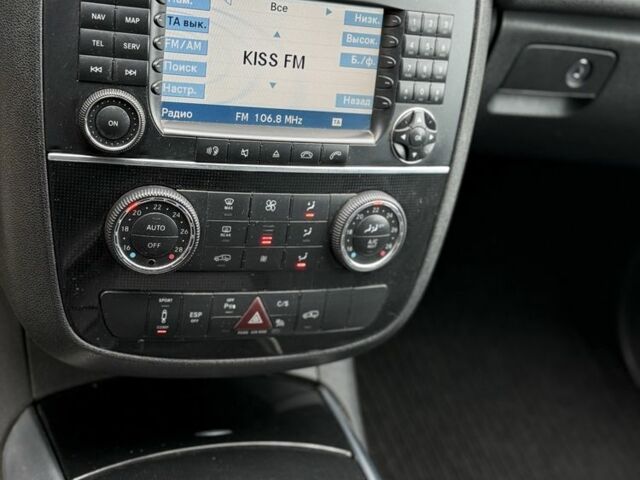 Черный Мерседес Р-Класс, объемом двигателя 3 л и пробегом 265 тыс. км за 3699 $, фото 9 на Automoto.ua