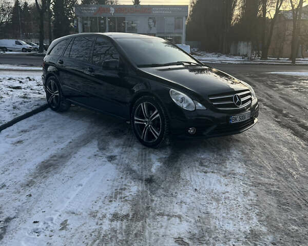Черный Мерседес Р-Класс, объемом двигателя 3 л и пробегом 357 тыс. км за 11199 $, фото 18 на Automoto.ua