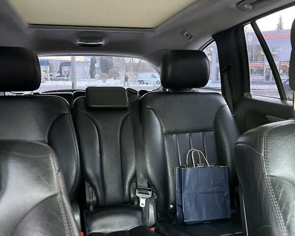 Черный Мерседес Р-Класс, объемом двигателя 3 л и пробегом 357 тыс. км за 11199 $, фото 58 на Automoto.ua