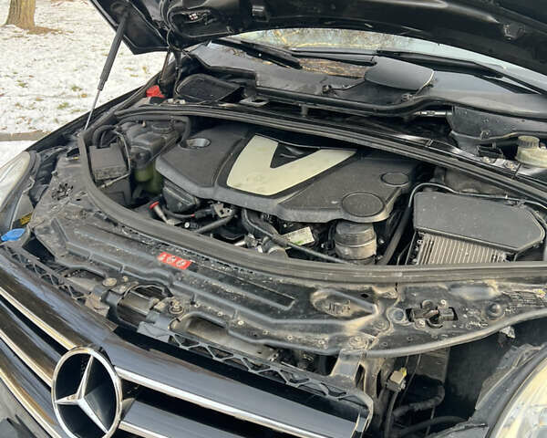 Черный Мерседес Р-Класс, объемом двигателя 3 л и пробегом 357 тыс. км за 11199 $, фото 30 на Automoto.ua