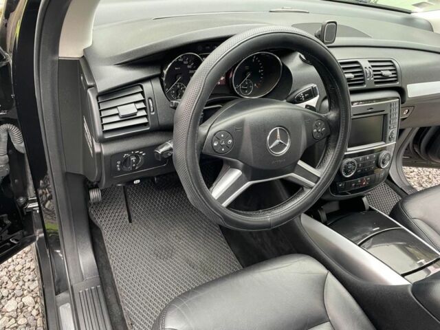 Черный Мерседес Р-Класс, объемом двигателя 3 л и пробегом 330 тыс. км за 12228 $, фото 13 на Automoto.ua