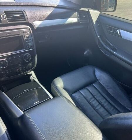 Черный Мерседес Р-Класс, объемом двигателя 3 л и пробегом 358 тыс. км за 10900 $, фото 29 на Automoto.ua