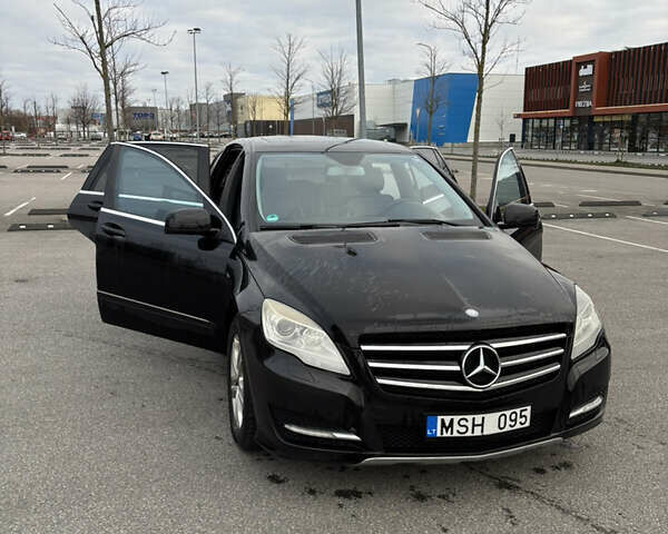 Черный Мерседес Р-Класс, объемом двигателя 3 л и пробегом 330 тыс. км за 14787 $, фото 3 на Automoto.ua