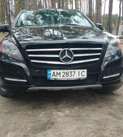 Черный Мерседес Р-Класс, объемом двигателя 2.99 л и пробегом 250 тыс. км за 9950 $, фото 8 на Automoto.ua