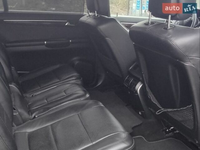 Черный Мерседес Р-Класс, объемом двигателя 2.99 л и пробегом 250 тыс. км за 11000 $, фото 22 на Automoto.ua