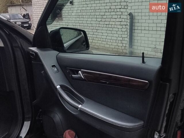 Черный Мерседес Р-Класс, объемом двигателя 2.99 л и пробегом 250 тыс. км за 11000 $, фото 24 на Automoto.ua