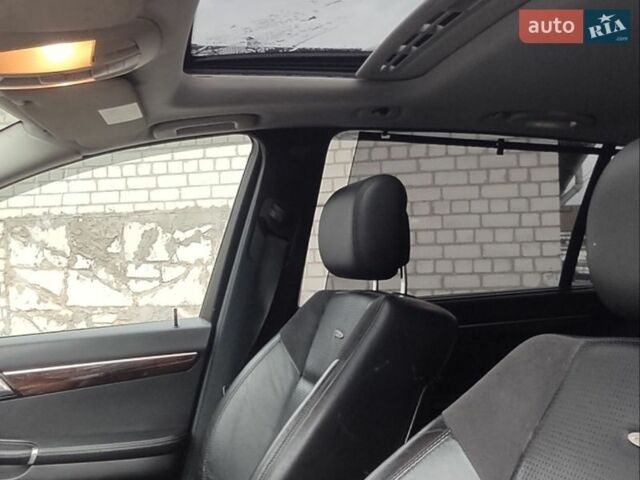Черный Мерседес Р-Класс, объемом двигателя 2.99 л и пробегом 250 тыс. км за 11000 $, фото 15 на Automoto.ua