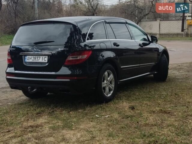 Черный Мерседес Р-Класс, объемом двигателя 2.99 л и пробегом 250 тыс. км за 11000 $, фото 6 на Automoto.ua