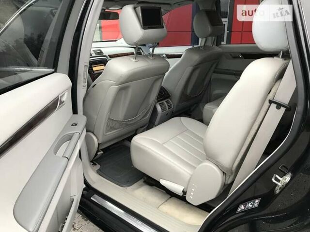 Черный Мерседес Р-Класс, объемом двигателя 5 л и пробегом 190 тыс. км за 8777 $, фото 3 на Automoto.ua