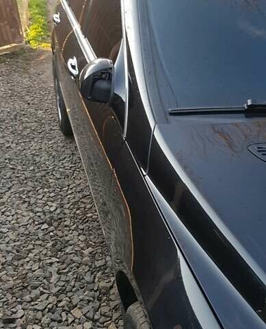 Чорний Мерседес Р-Клас, об'ємом двигуна 5 л та пробігом 259 тис. км за 9000 $, фото 5 на Automoto.ua