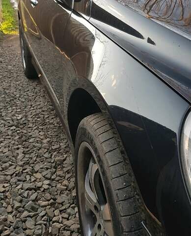 Чорний Мерседес Р-Клас, об'ємом двигуна 5 л та пробігом 259 тис. км за 9000 $, фото 2 на Automoto.ua