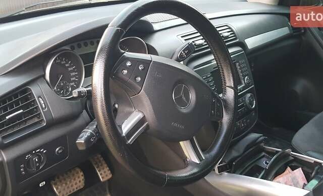 Чорний Мерседес Р-Клас, об'ємом двигуна 5 л та пробігом 259 тис. км за 9000 $, фото 23 на Automoto.ua