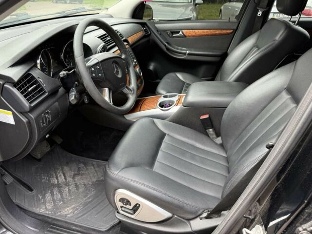 Черный Мерседес Р-Класс, объемом двигателя 3.5 л и пробегом 180 тыс. км за 7000 $, фото 3 на Automoto.ua