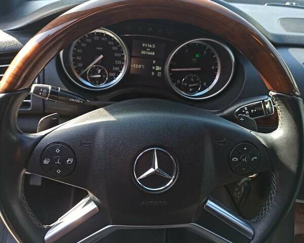 Черный Мерседес Р-Класс, объемом двигателя 2.99 л и пробегом 201 тыс. км за 17300 $, фото 11 на Automoto.ua