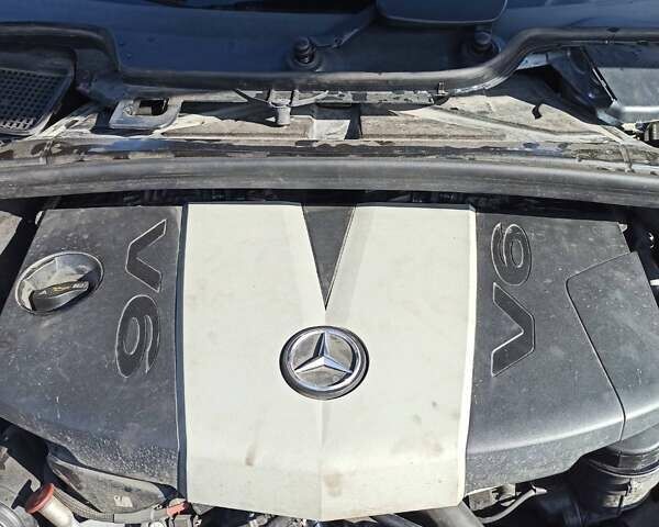 Черный Мерседес Р-Класс, объемом двигателя 2.99 л и пробегом 201 тыс. км за 17300 $, фото 2 на Automoto.ua