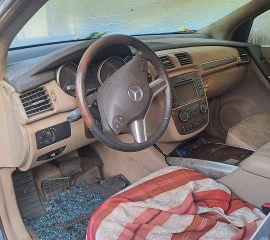 Чорний Мерседес Р-Клас, об'ємом двигуна 3 л та пробігом 280 тис. км за 2500 $, фото 1 на Automoto.ua