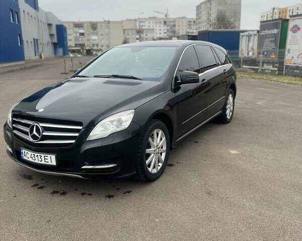 Чорний Мерседес Р-Клас, об'ємом двигуна 3 л та пробігом 290 тис. км за 16900 $, фото 1 на Automoto.ua