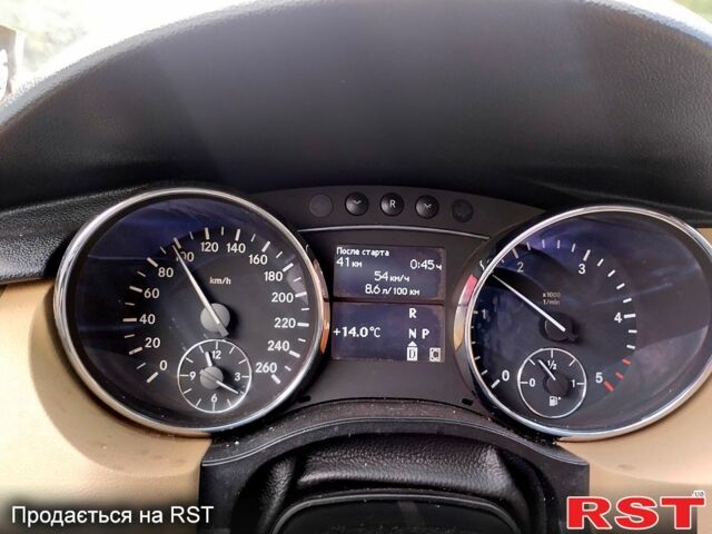 Червоний Мерседес Р-Клас, об'ємом двигуна 3 л та пробігом 238 тис. км за 10700 $, фото 13 на Automoto.ua