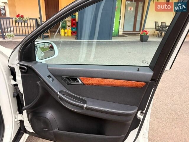Мерседес Р-Клас, об'ємом двигуна 3 л та пробігом 377 тис. км за 9300 $, фото 30 на Automoto.ua