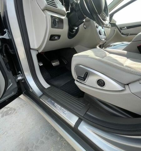 Мерседес Р-Класс, объемом двигателя 3 л и пробегом 185 тыс. км за 11200 $, фото 13 на Automoto.ua