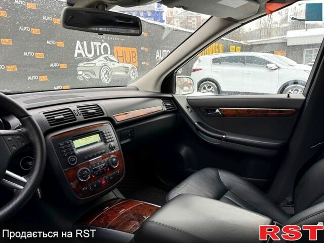 Серый Мерседес Р-Класс, объемом двигателя 3 л и пробегом 350 тыс. км за 10200 $, фото 11 на Automoto.ua